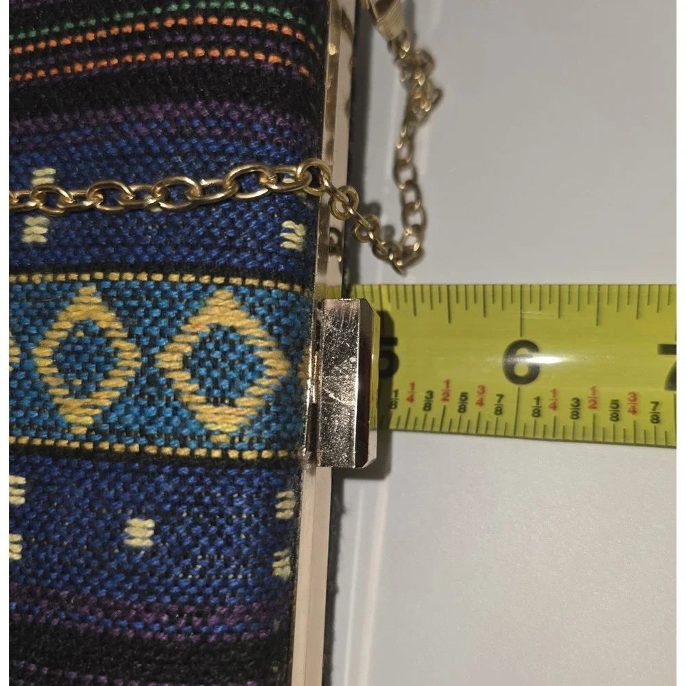 Bamboo Trading Company Clutch Purse Gold Tone Chain‎ -1530